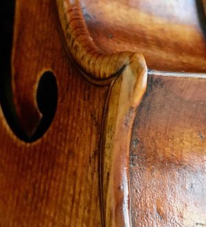 Finnigan Klaembt violin