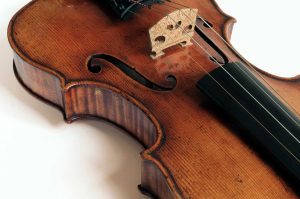 Finnigan Klaembt violin